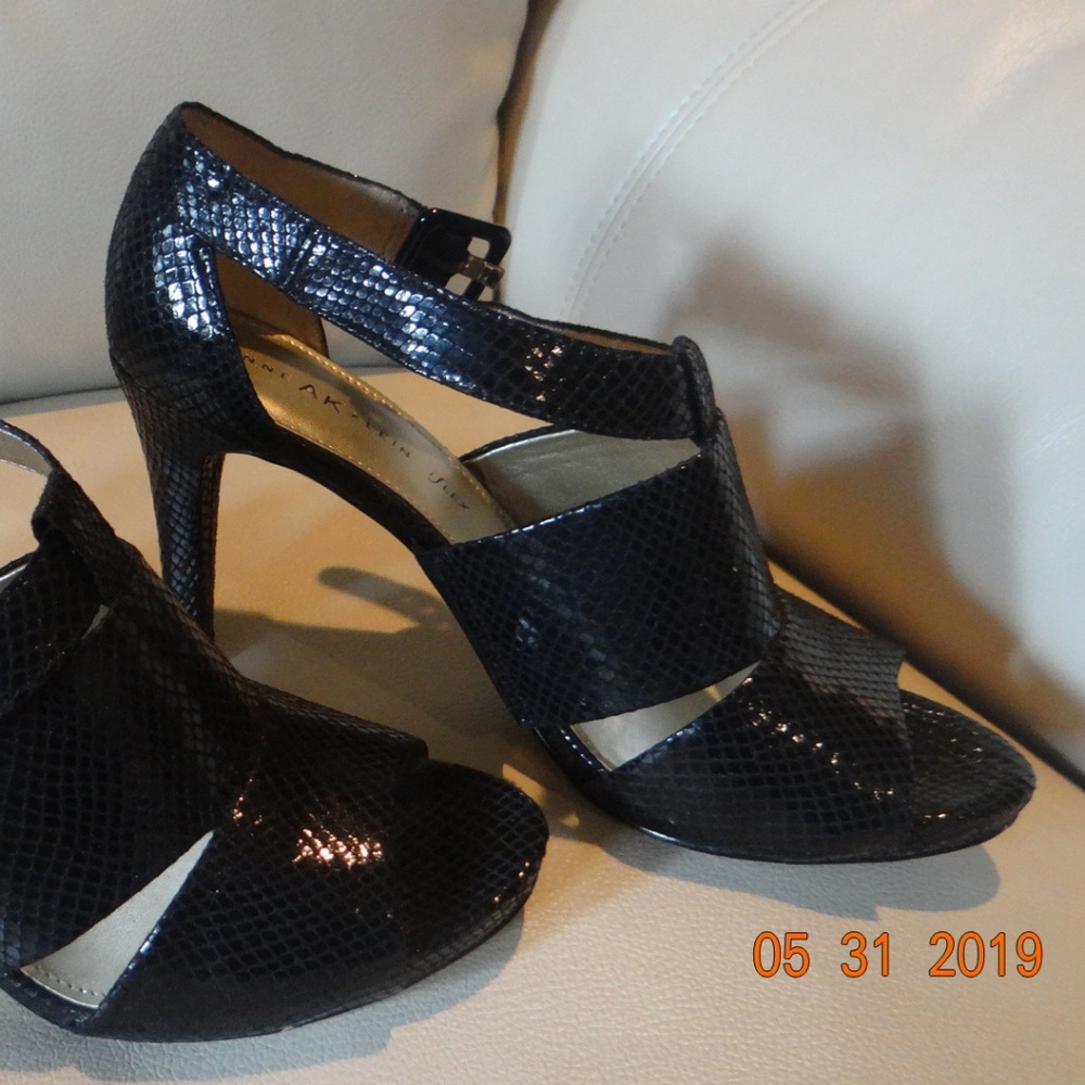 Anne Klein iflex snake skin heels, Size 10M